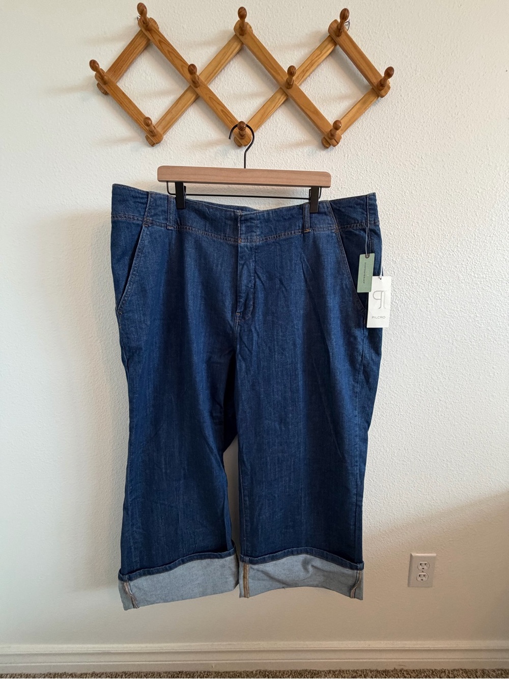 NWT Pilcro Anthropologie Maisy Relaxed Cuff Mid-Rise Straight-Leg Jeans 22W